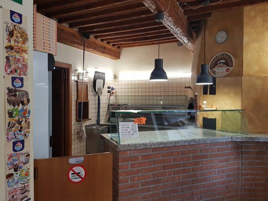 Pisa Cedesi Bar Tabacchi Pizzeria