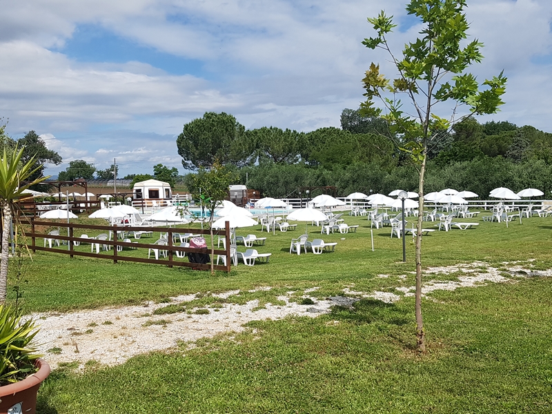 Vendita Camping Centro Sportivo in provincia di Macerata